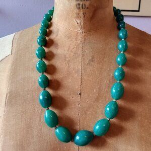 Vintage mid century dark green glass beads gold tone clasp and spacers